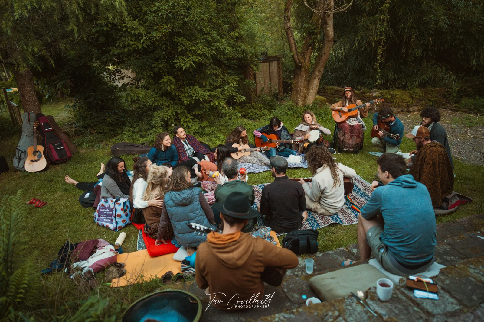 Musicians Gathering — Le Moulin d’Abondance — event photograph 21
